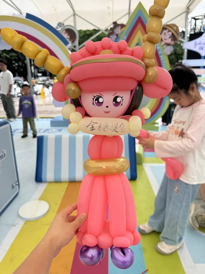 Boneca temática